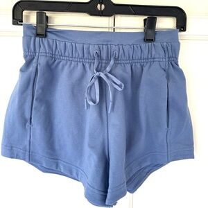 *NEW* Lululemon Women's Size 4 Inner Glow HR Short 3" Oasis Blue